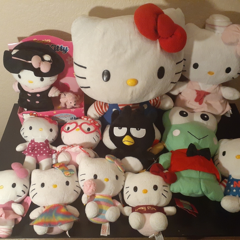 Hello Kitty Plush Bundle